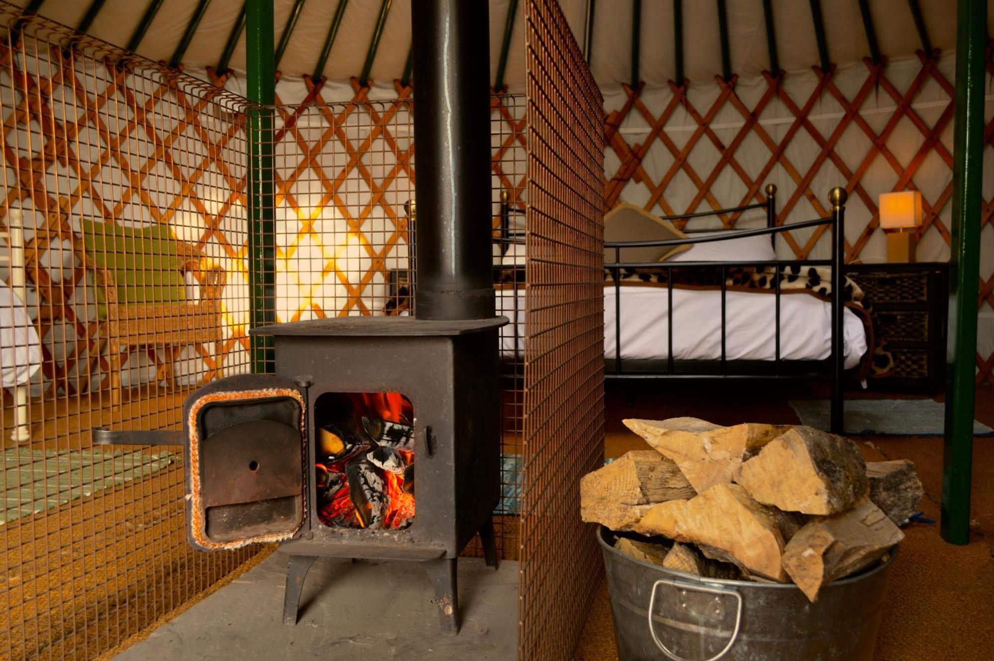Отель Caalm Camp Stour Provost Экстерьер фото